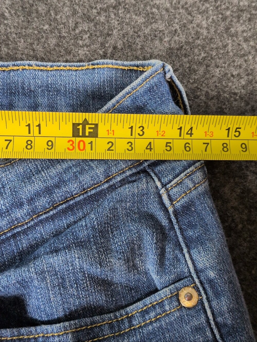 Levi's 527 Low Rise Bootcut Jeans - Picture 5 of 10